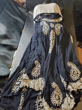 S.R. FASHION Black SizeFree Sleveeless Dress&Privy White Size S Sleveeless Dress